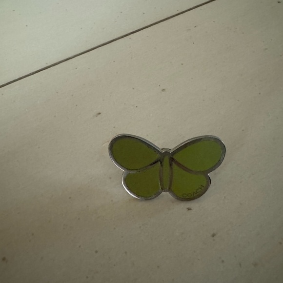 Coach butterfly pin - Picture 2 of 4